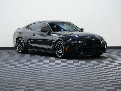 Used 2022 BMW M4 Competition w/ M Carbon Exterior Package RWD image 5