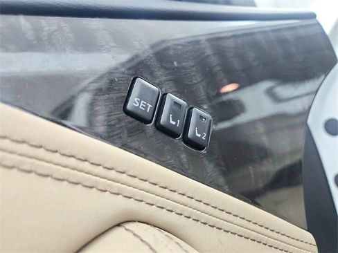 Used 2024 Nissan Armada Platinum w/ Captain's Chairs Package image 21
