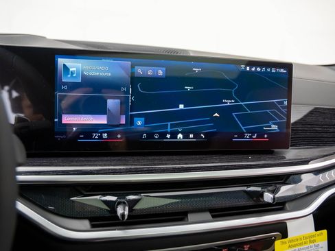 New 2026 BMW X6 xDrive40i w/ Executive Package image 26