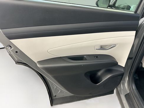 Used 2025 Hyundai Tucson SEL AWD/4WD image 26