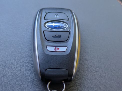 Certified 2025 Subaru Crosstrek 2.5i Limited image 33