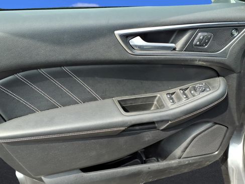 Used 2021 Ford Edge ST AWD/4WD image 16