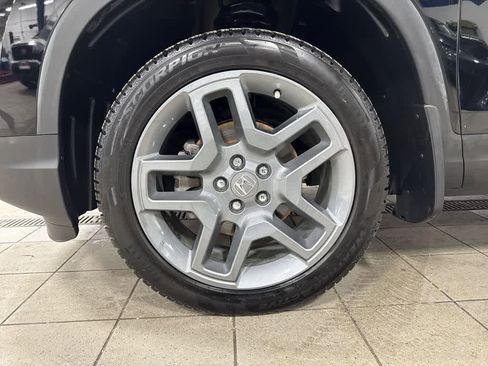 Used 2023 Honda Passport EX-L image 10