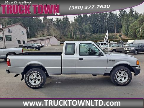 Used 2004 Ford Ranger Supercab 2d XLT 4.0L image 2