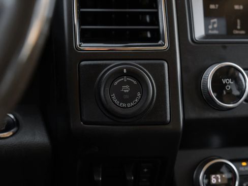 Used 2019 Ford Expedition Limited w/ Special Edition Package RWD image 38