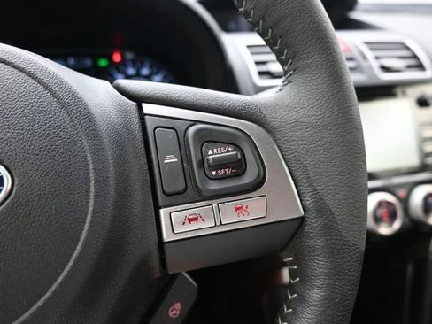 Used 2018 Subaru Forester 2.5i Touring AWD/4WD image 23