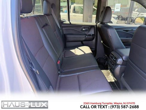 Used 2025 Honda Ridgeline Black Edition image 23