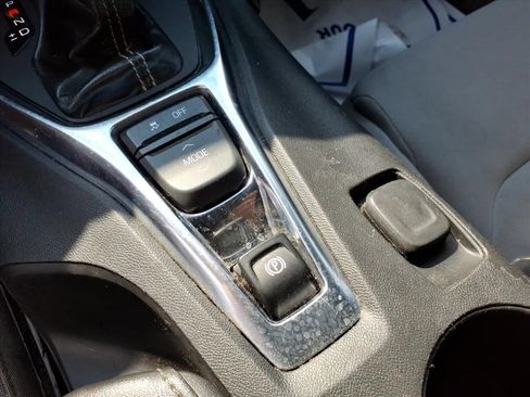 Used 2023 Chevrolet Camaro LT RWD image 24