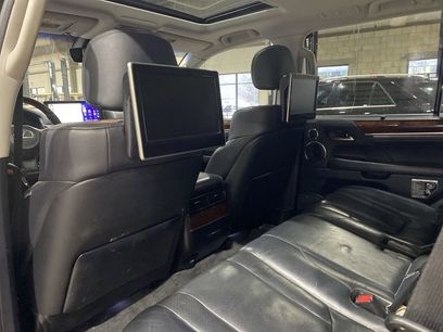 Used 2017 Lexus LX 570 4WD w/ Luxury Package