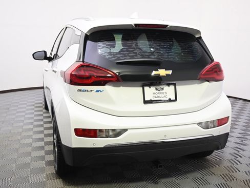 Used 2017 Chevrolet Bolt Premier w/ Infotainment Package image 4