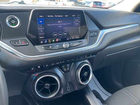 Used 2022 Chevrolet Blazer LT FWD image 25