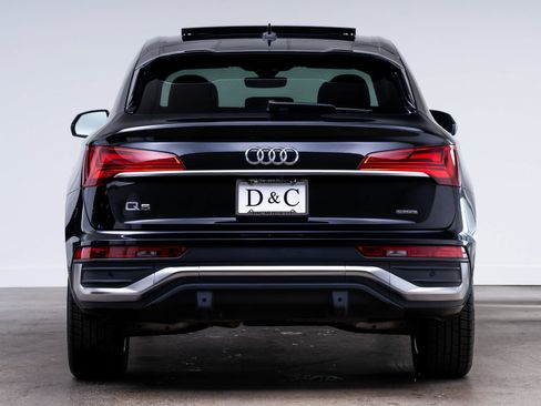 Used 2023 Audi Q5 2.0T Premium Plus w/ Premium Plus Package AWD/4WD image 5
