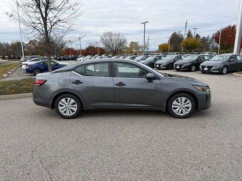 New 2025 Nissan Sentra S image 4