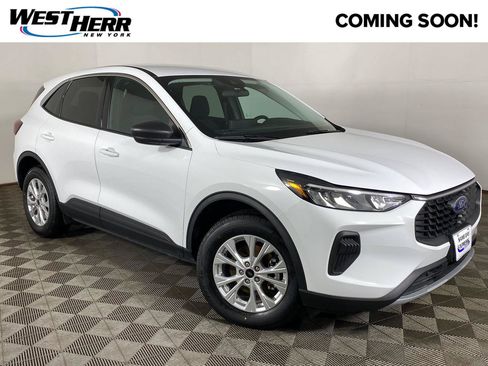 Used 2023 Ford Escape Active w/ Tech Pack #1 AWD/4WD image 1