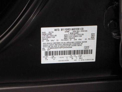 Used 2023 Ford Explorer XLT w/ Equipment Group 202A image 34