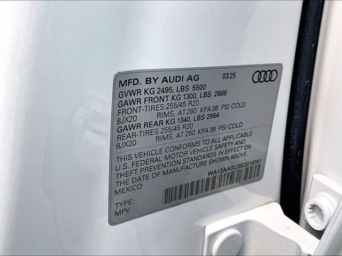 Used 2025 Audi Q5 Premium AWD/4WD image 19