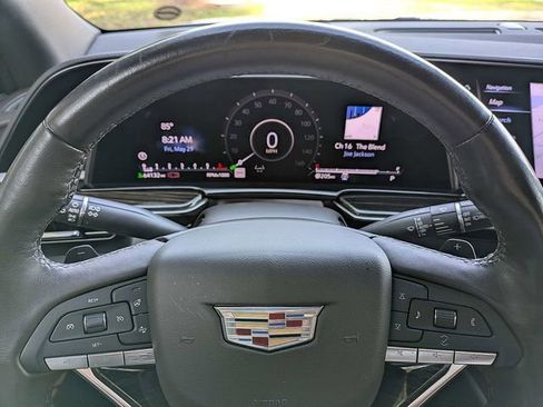 Used 2022 Cadillac Escalade Sport w/ Touring Package AWD/4WD image 33