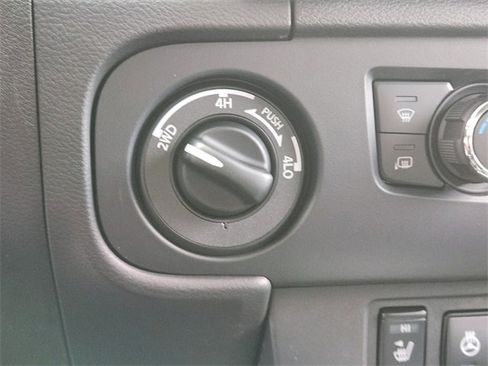 New 2026 Nissan Frontier SV w/ SV Convenience Package image 16