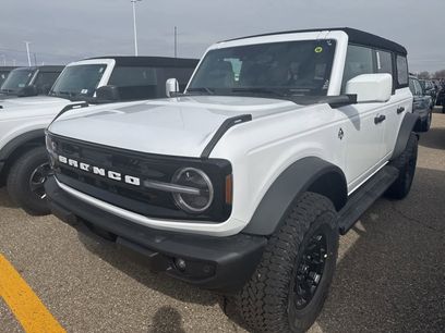 New 2026 Ford Bronco Outer Banks w/ Sasquatch Package