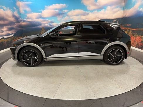 Used 2026 Hyundai Ioniq 5 Limited AWD/4WD image 5
