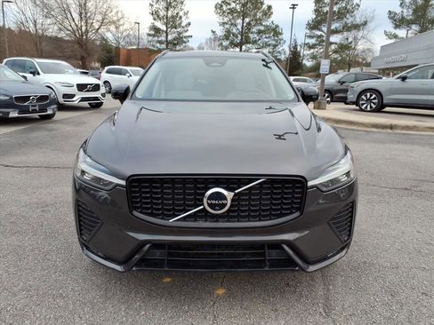Certified 2023 Volvo XC60 B5 Plus w/ Protection Package Premier image 11