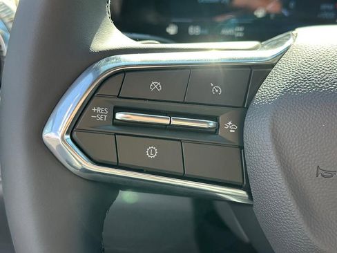 New 2026 Chevrolet Equinox LT w/ Convenience Package II image 21