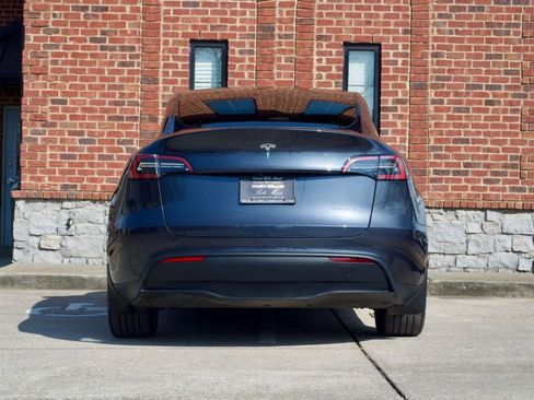 Used 2024 Tesla Model Y Long Range image 6