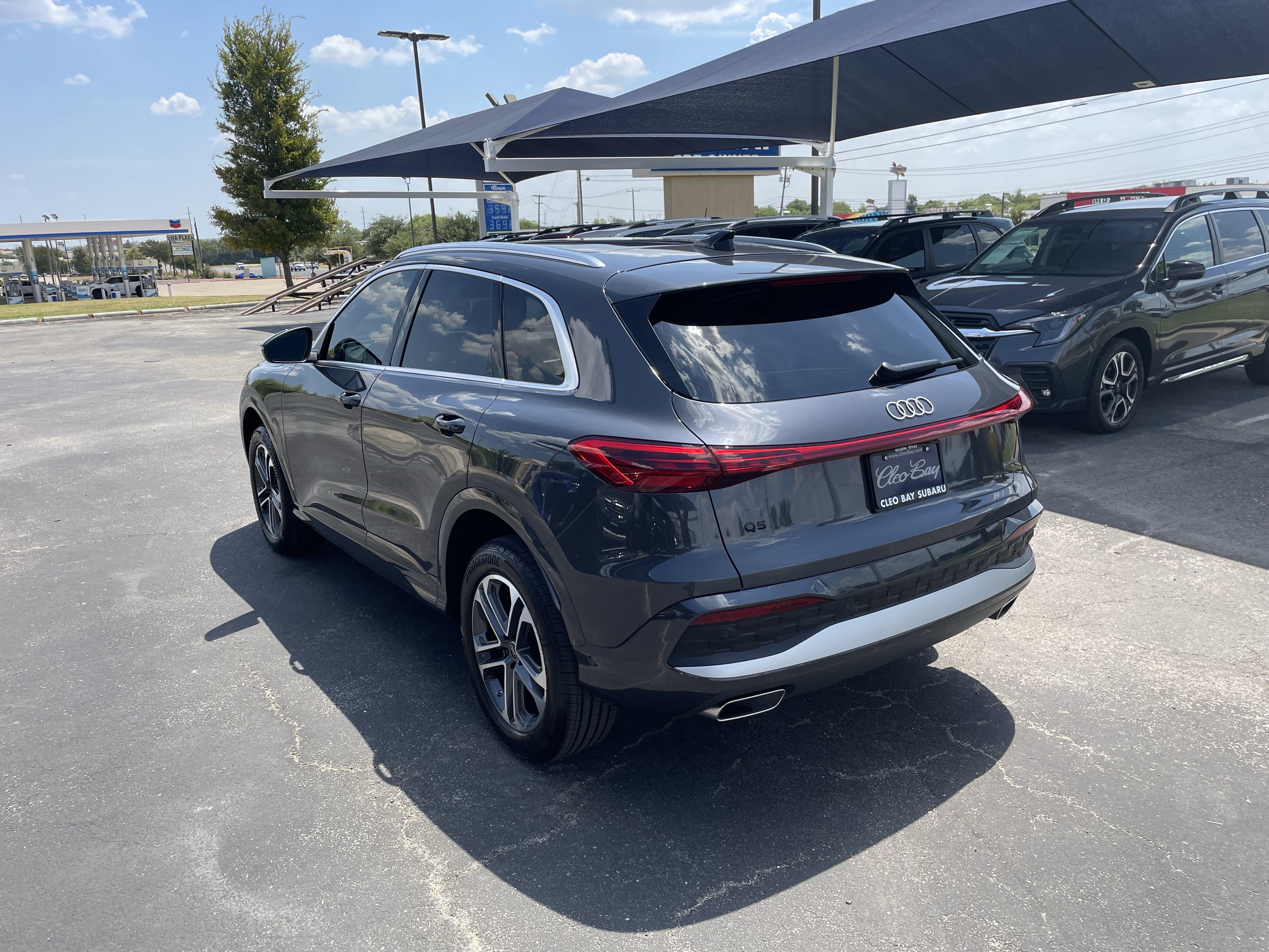 Used 2025 Audi Q5 Premium AWD/4WD image 5