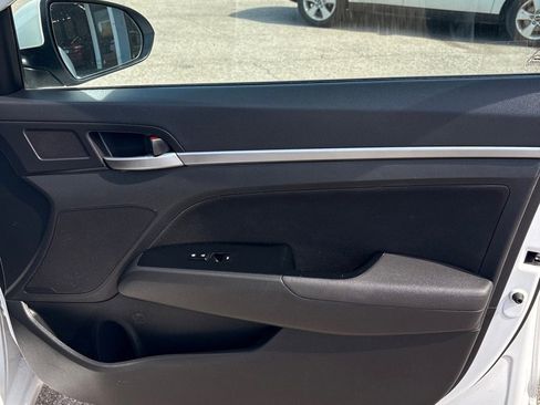 Used 2020 Hyundai Elantra SEL w/ Cargo Package (C1) image 15