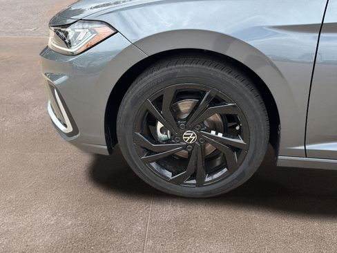 New 2026 Volkswagen Jetta SE FWD image 23