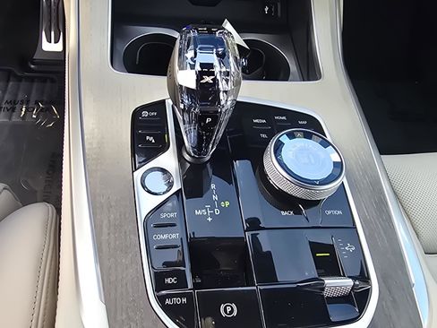 New 2026 BMW ALPINA XB7 AWD/4WD image 20