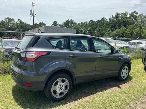 Used 2018 Ford Escape S FWD image 5
