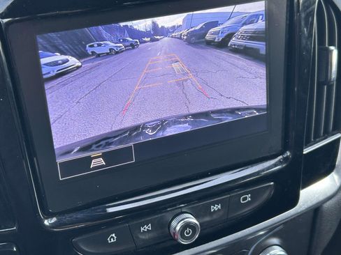 Used 2023 Chevrolet Traverse LT w/ LPO, Floor Liner Package image 26