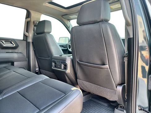 Certified 2025 Chevrolet Silverado 1500 LTZ AWD/4WD image 28