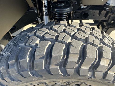 New 2024 Jeep Wrangler Unlimited Sport image 39