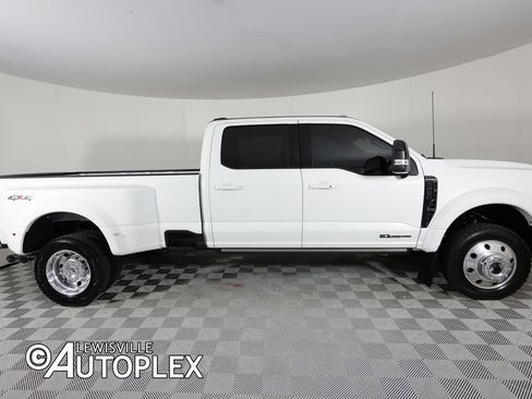Used 2025 Ford F450 Platinum image 4