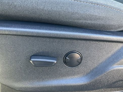 Used 2023 Ford F250 XLT w/ FX4 Off-Road Package image 19