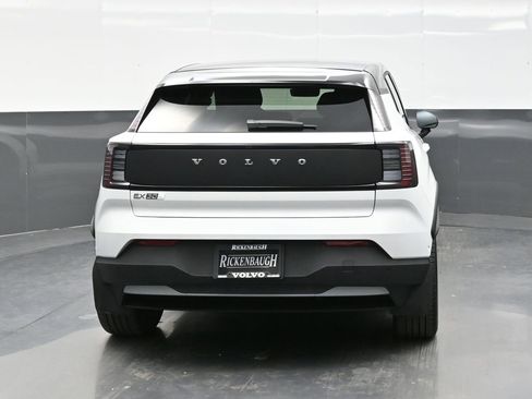 New 2026 Volvo EX30 Cross Country Ultra w/ Protection Package Premier AWD/4WD image 6