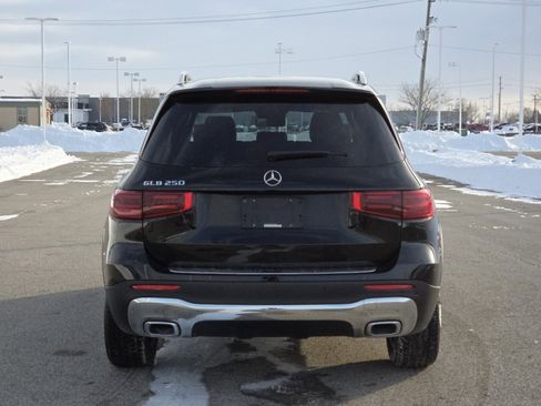 Used 2024 Mercedes-Benz GLB 250 image 15