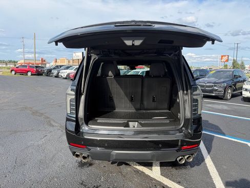 Used 2026 Chevrolet Tahoe Z71 w/ Comfort Package AWD/4WD image 42