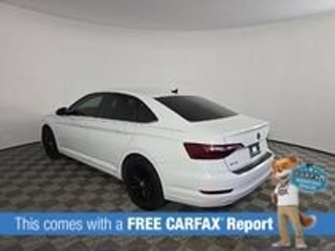 Used 2021 Volkswagen Jetta S w/ Driver Assistance Package FWD image 2