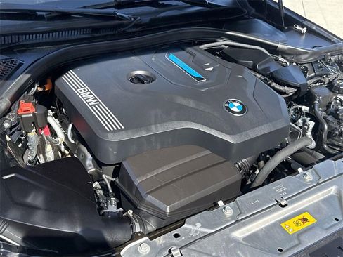 Used 2024 BMW 330e image 28