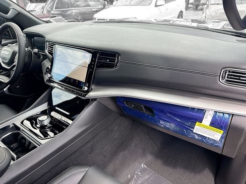 New 2026 Jeep Grand Wagoneer 2WD image 33