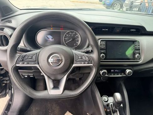 Used 2020 Nissan Kicks SV FWD image 4