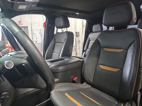 Used 2021 GMC Yukon XL AT4 image 16