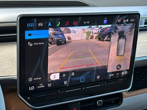 New 2025 Volkswagen ID. Buzz Pro S Plus image 19