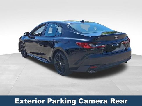 Used 2025 Toyota Camry SE FWD image 5