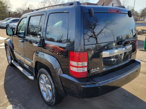 Used 2012 Jeep Liberty Sport image 5