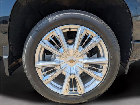 Used 2025 Chevrolet Silverado 1500 High Country w/ Technology Package image 43