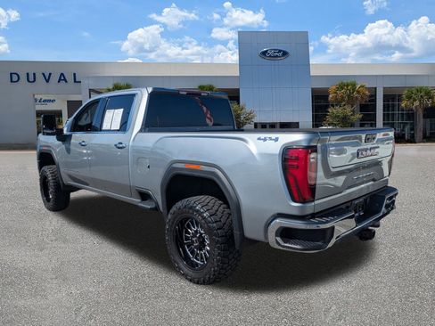 Used 2025 GMC Sierra 2500 SLT w/ SLT Convenience Package image 6